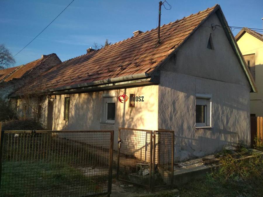 eladó családi ház, Pilisszentiván