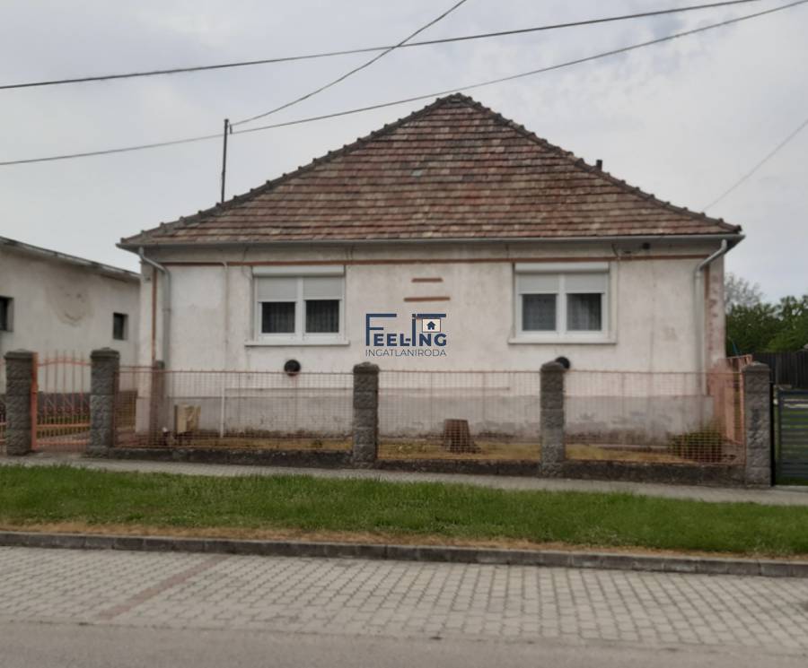 eladó családi ház, Vértessomló