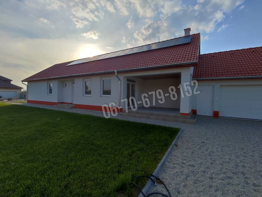 eladó újépítésű családi ház, Veszkény