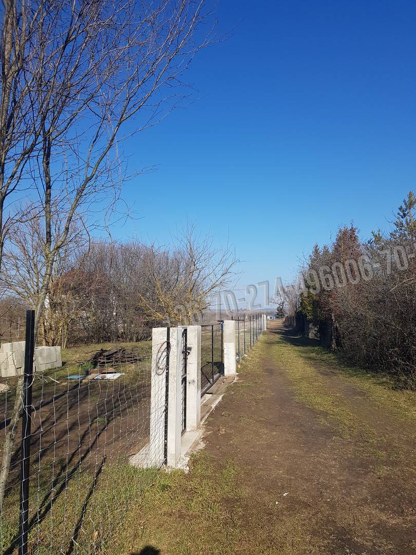 Eladó építési telek /lakó/ Pest Vác