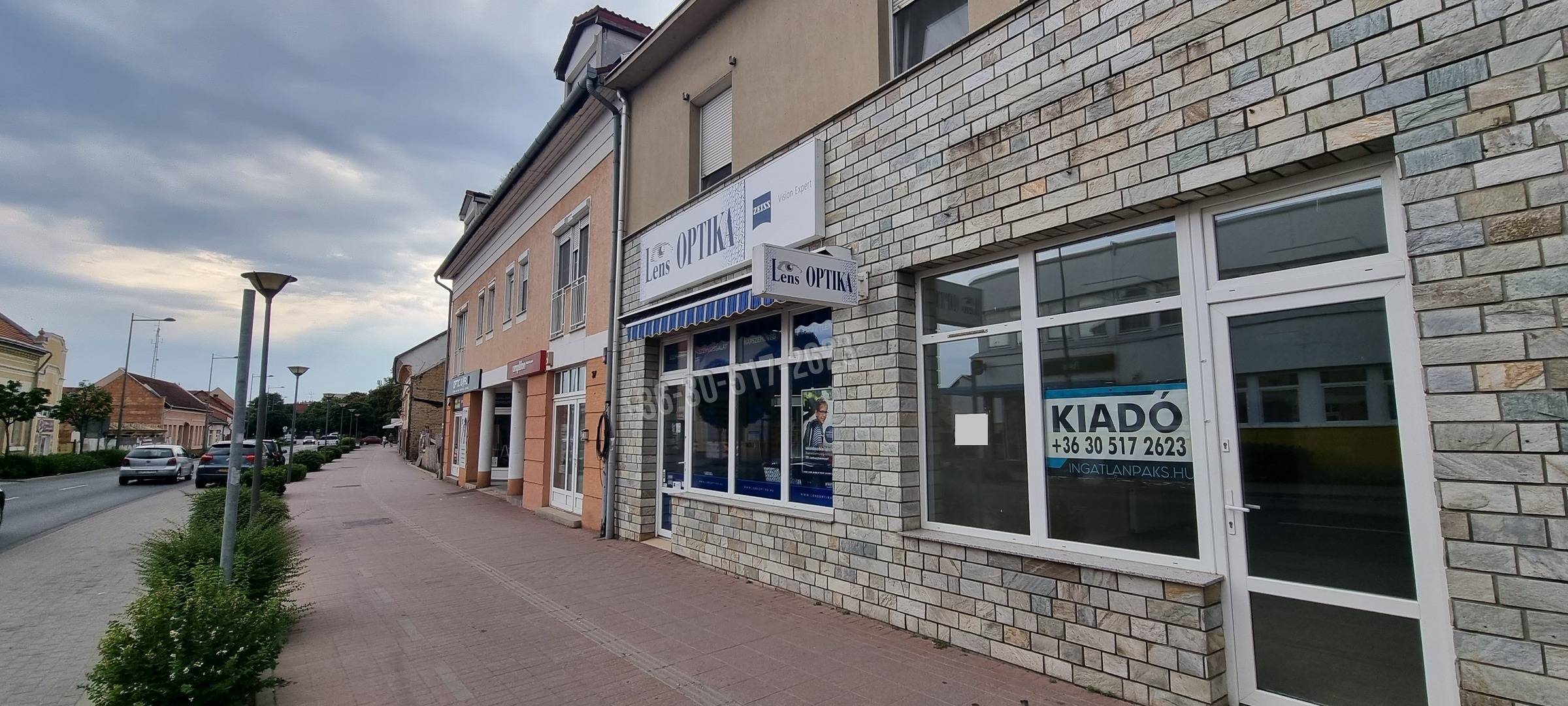 Kiad zlethelyisg Tolna Paks