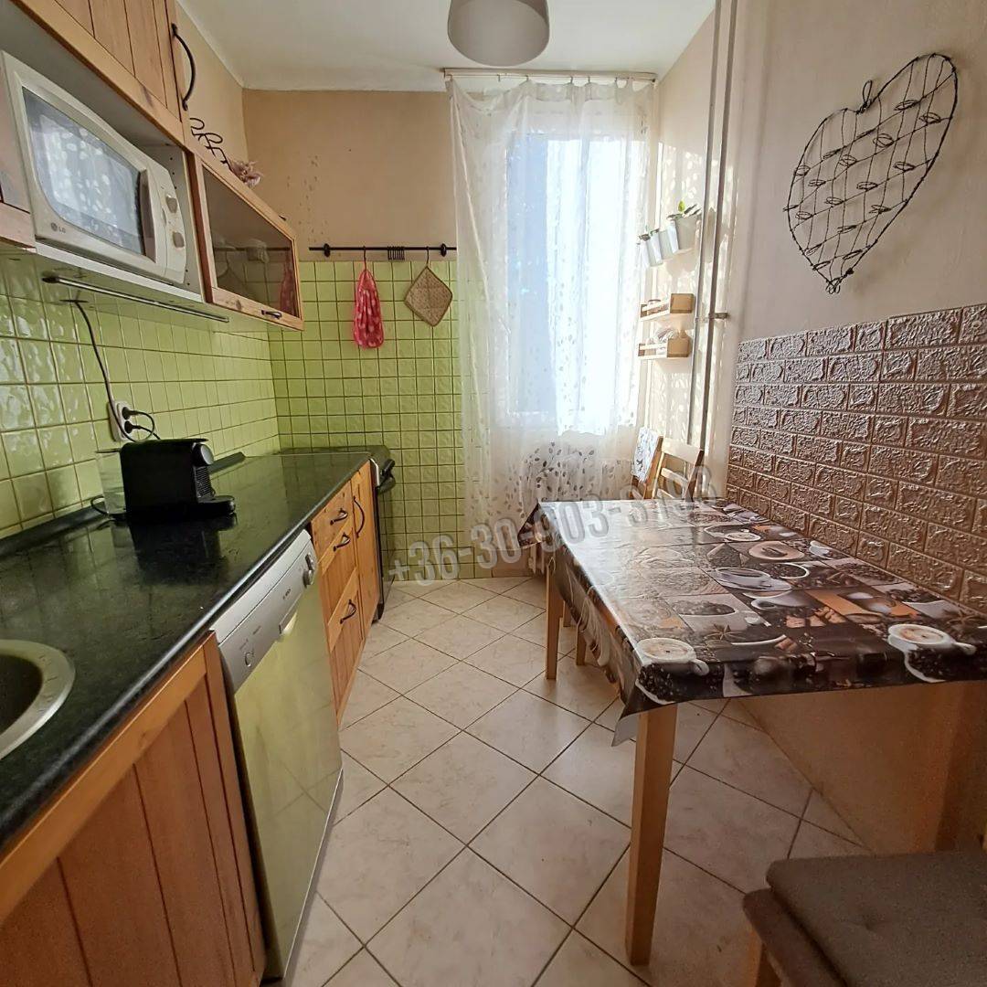 Eladó társasházi lakás Komárom-Esztergom Tatabánya