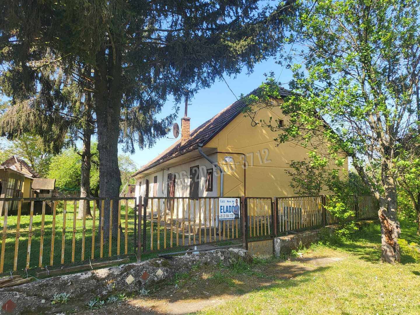 Eladó - Lakóingatlan - családi ház