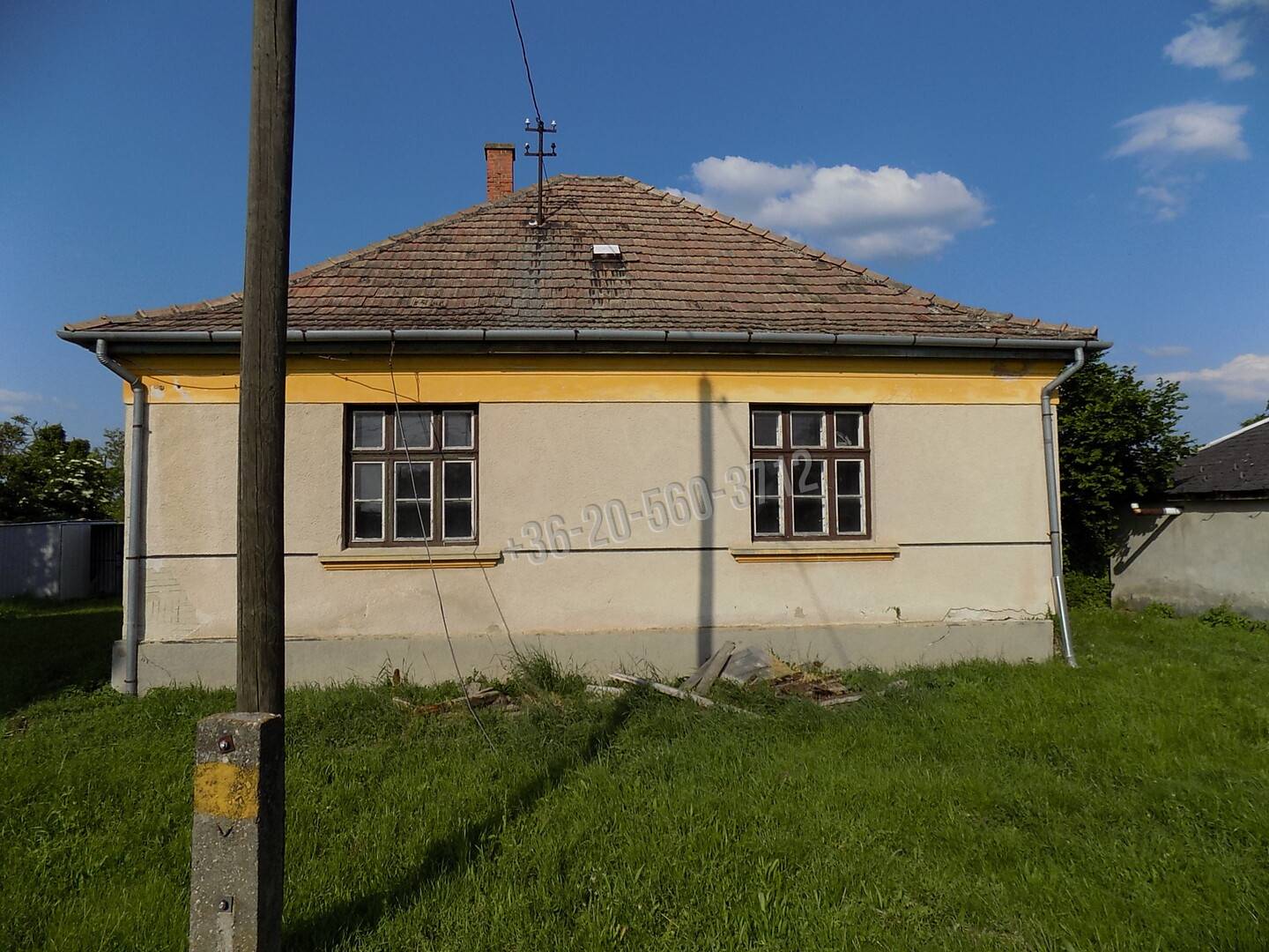 Eladó - Lakóingatlan - családi ház