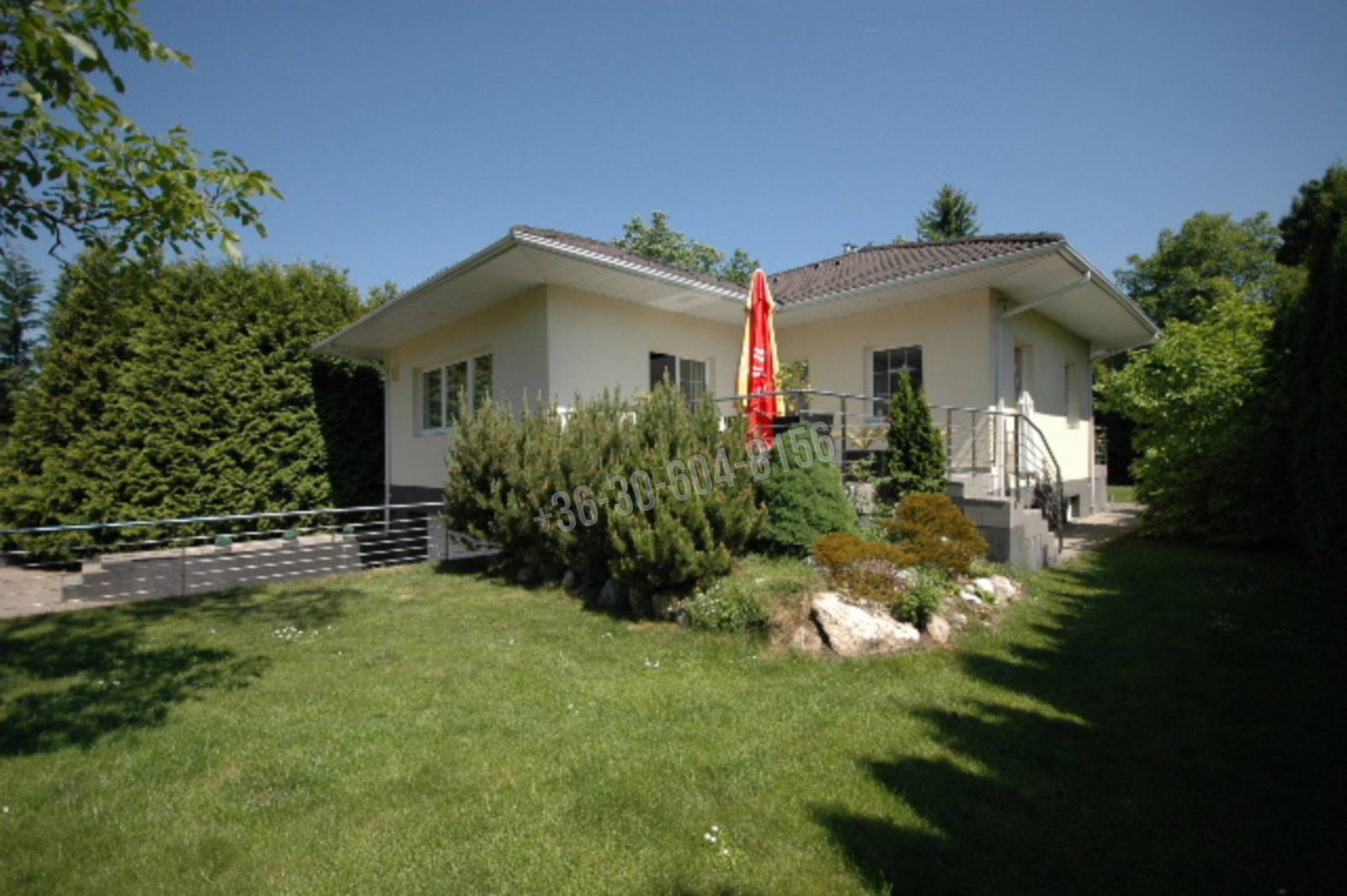 Kiadó - Lakóingatlan - családi ház